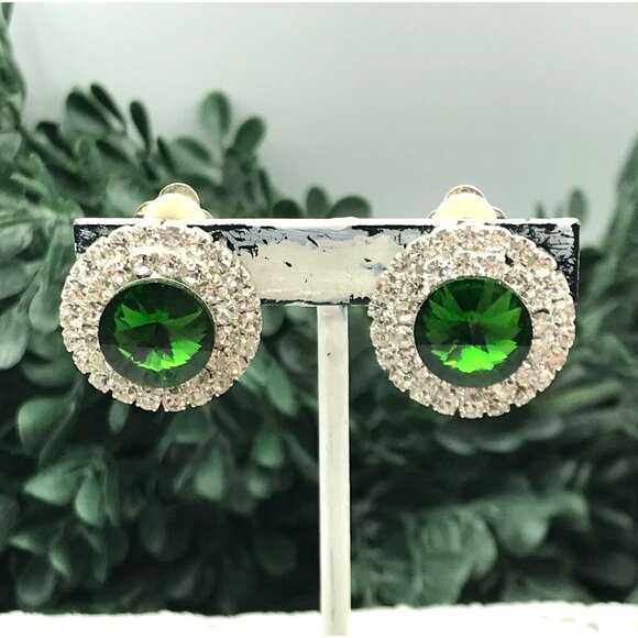 Elegant Vintage Green Rhinestone Clip-On Earrings With Crystal Halo Design - Picture 6 of 8